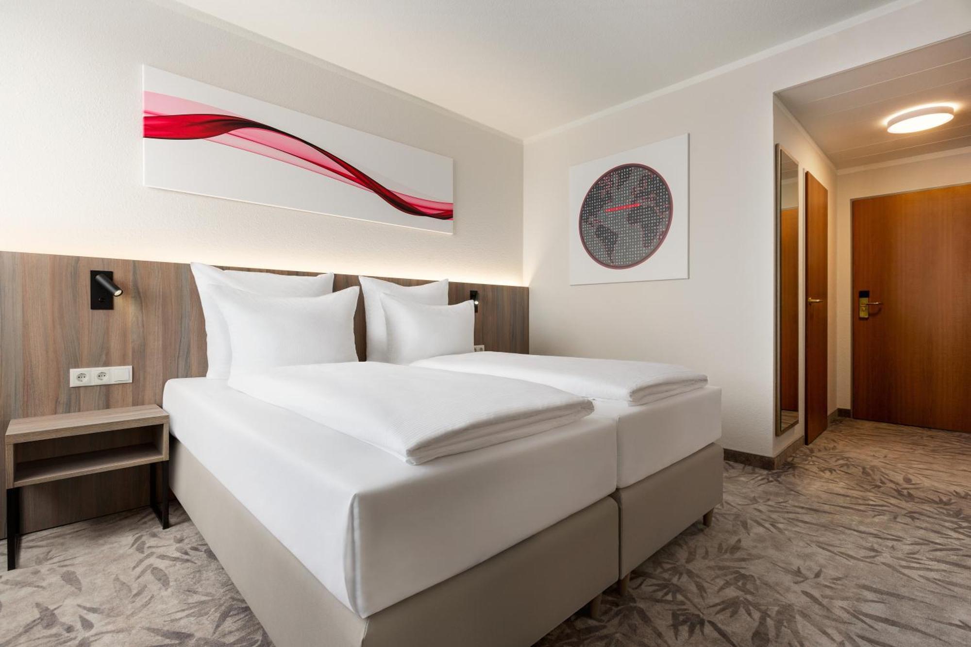 Konsul Hotel Kabelsketal Bagian luar foto