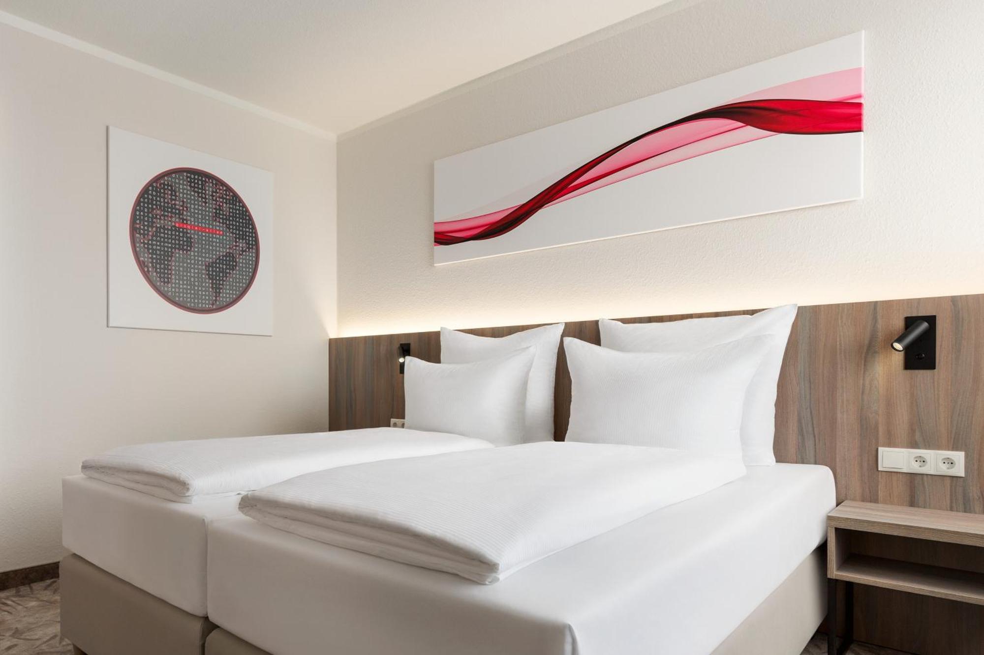 Konsul Hotel Kabelsketal Bagian luar foto
